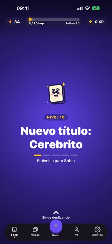 La pantalla de subida de nivel: nivel 10, «Nuevo título: Cerebrito», con la mascota celebrando.
